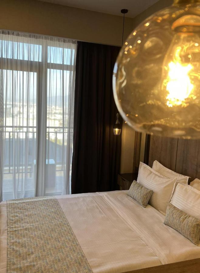 Hotel Sky Station Tiflis Exterior foto