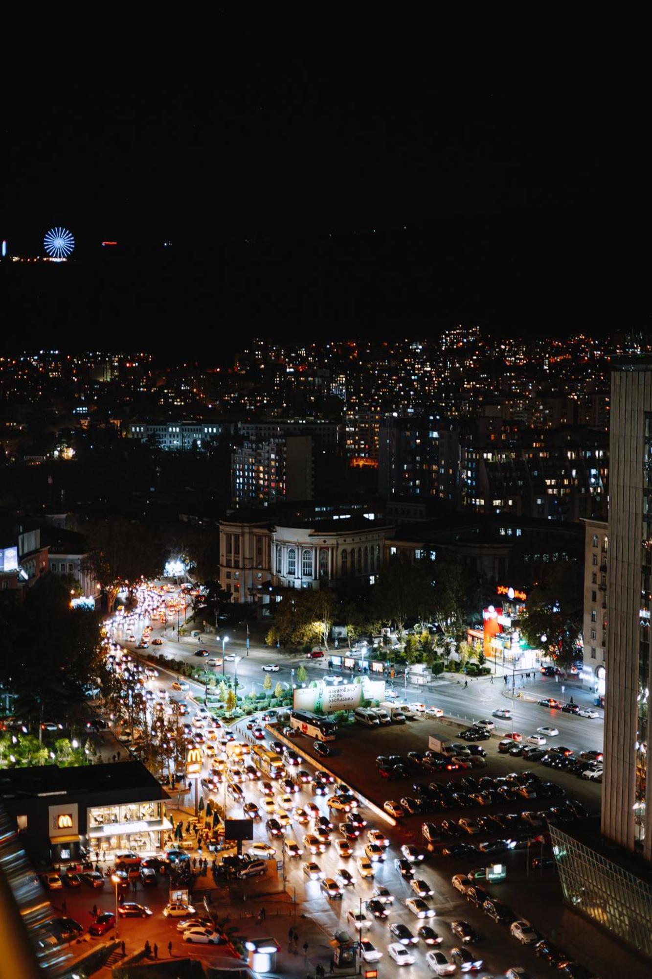 Hotel Sky Station Tiflis Exterior foto