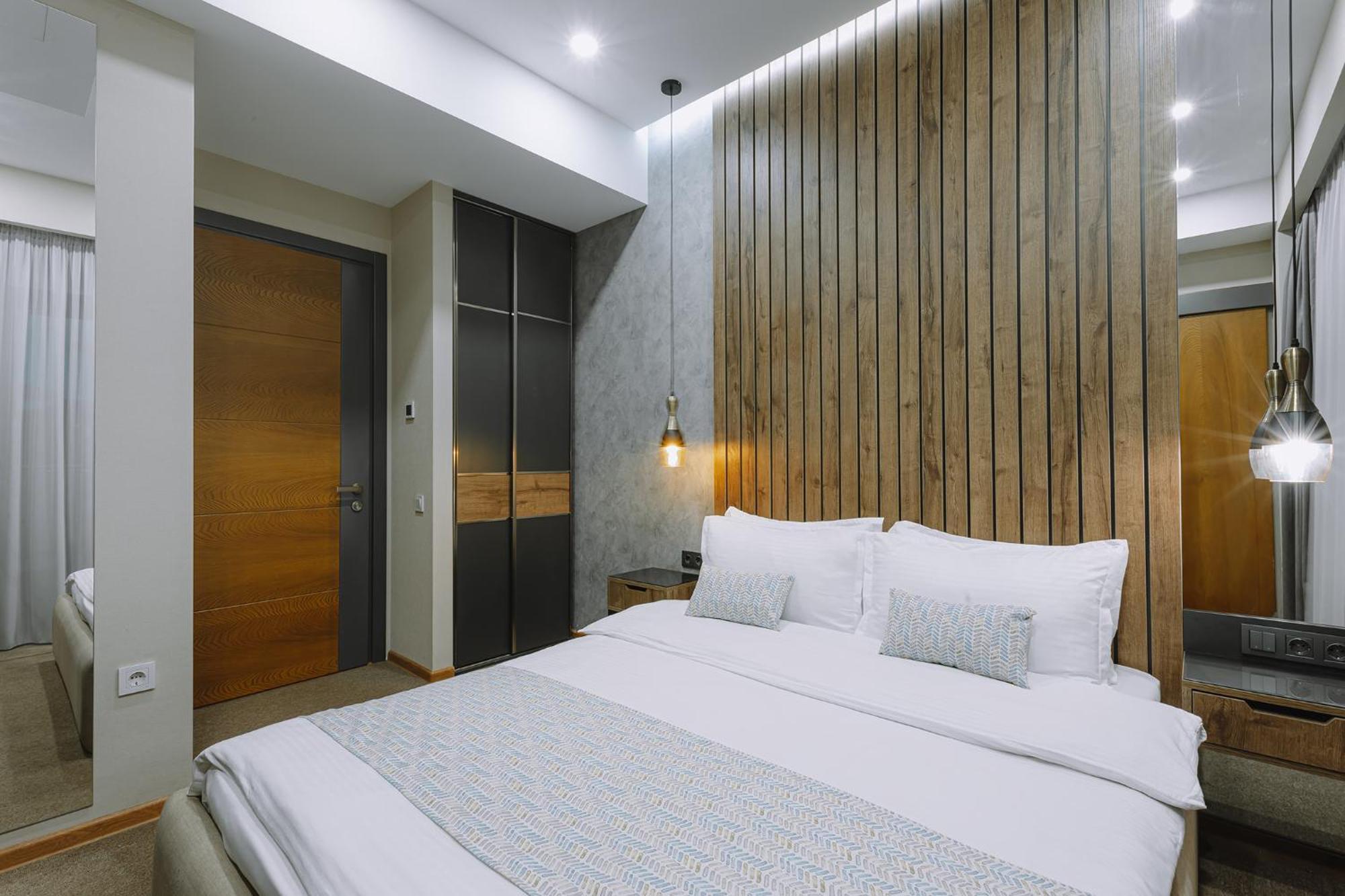Hotel Sky Station Tiflis Exterior foto